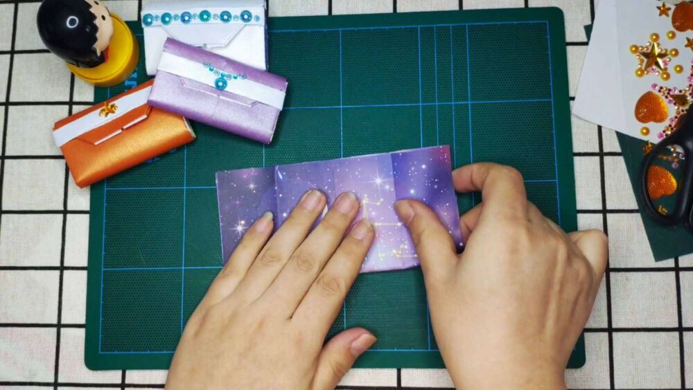 小朋友自制零用钱钱包，这样的折纸好玩又实用
