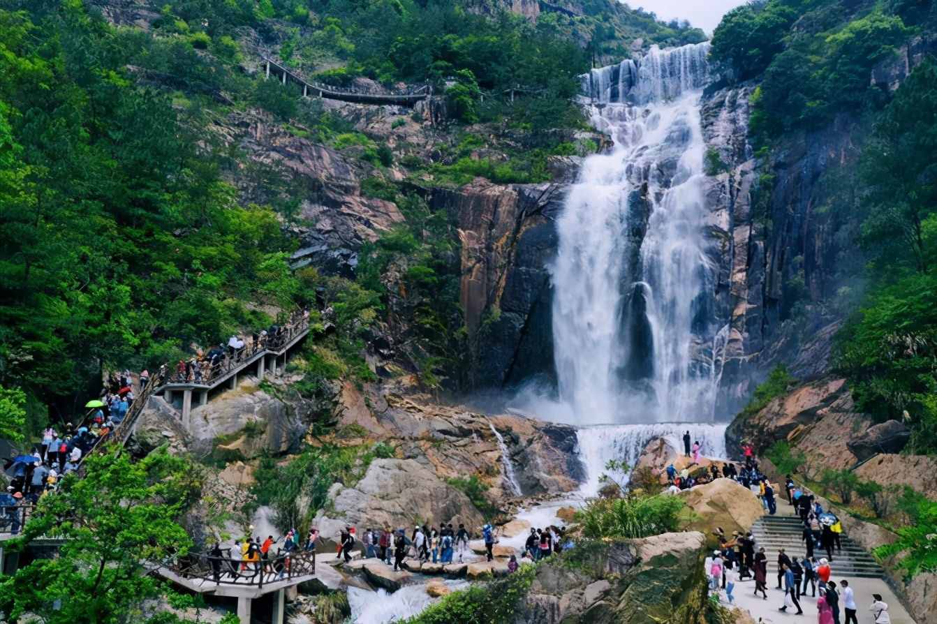 五一假期，只需来一趟天台山，许你一场神奇的四季之旅