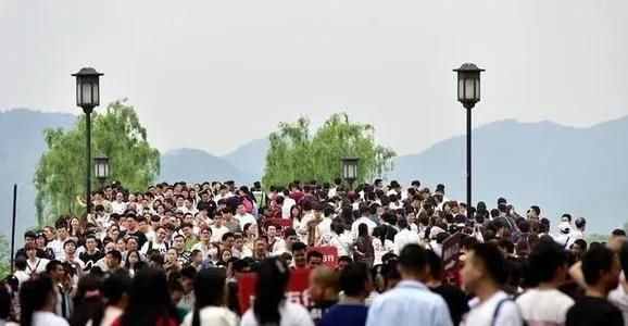 东三省最新GDP数据公布，辽宁GDP不足6000亿，黑龙江增速全国垫底