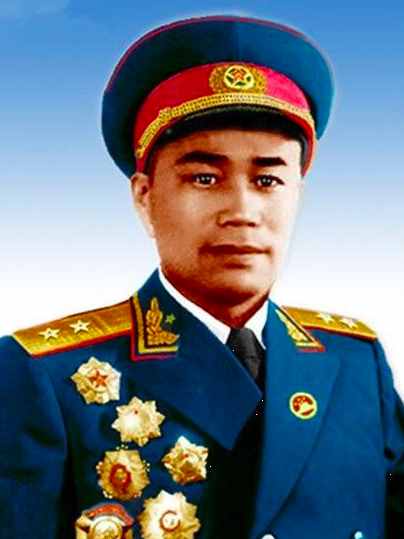 李德生从开国少将，升迁到正国级，他为何能获得毛泽东的信任？