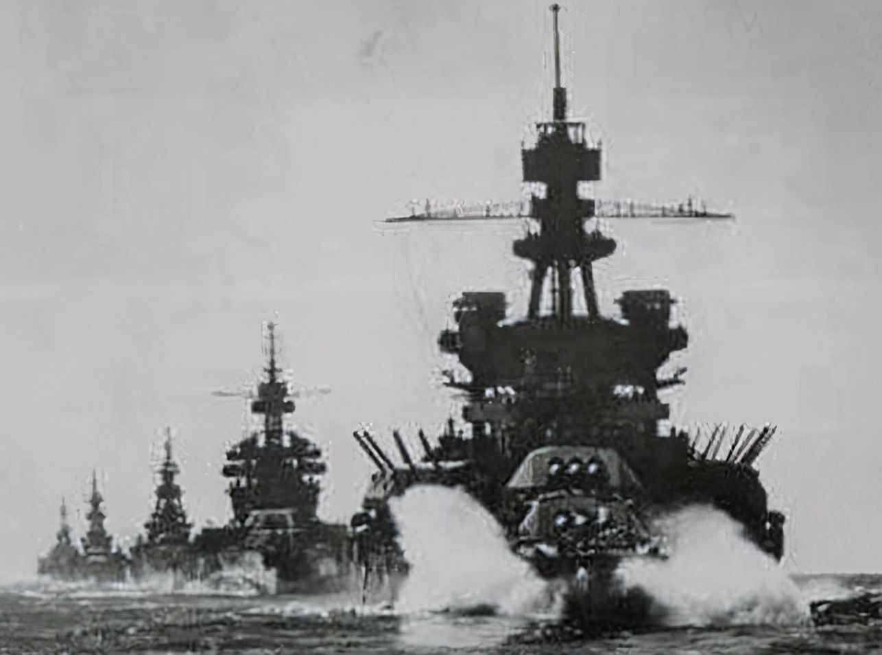 莱特湾海战：日本海军全打光，陆军惨败，日本帝国直接被打到绝望