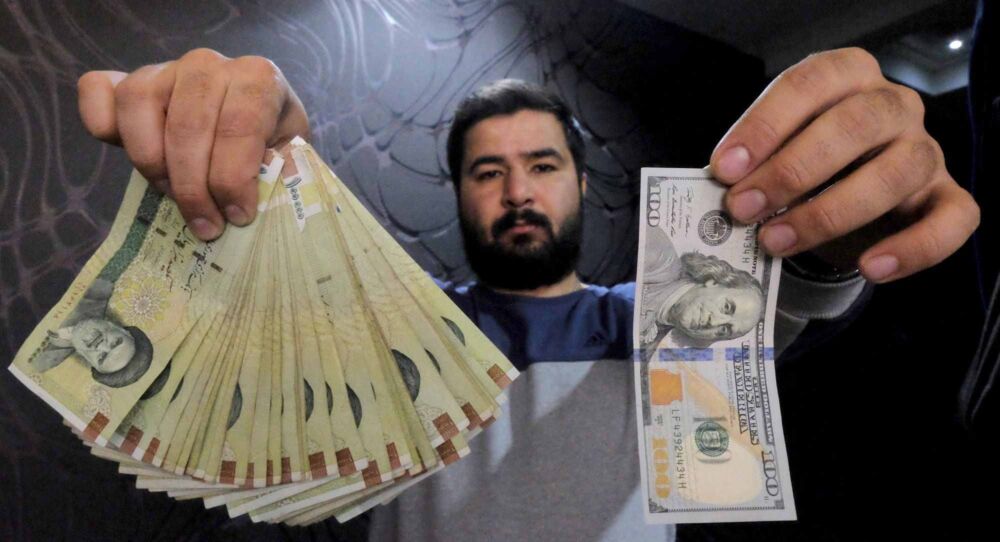 美国50周印钞24万亿,伊朗正式用人民币替代美元后,意外的事情出现