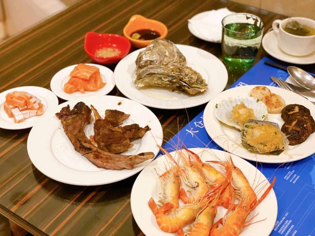 广州天河智慧城又一顶级自助餐，豪华海鲜盛宴，酒店：没人能吃垮