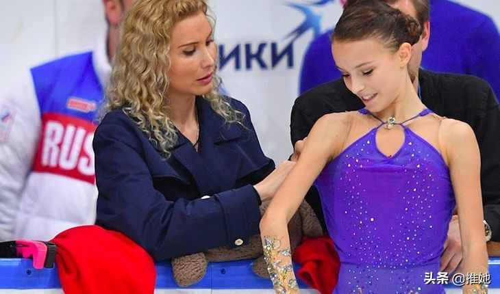 俄罗斯冰上美少女中国心，17岁生日加冕，“千金女王”如何炼成