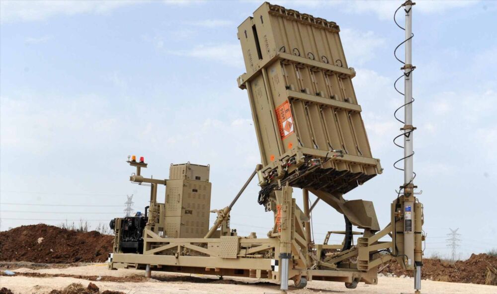 以色列用大炮打蚊子？如此昂贵的“铁穹”导弹拦截系统如何？