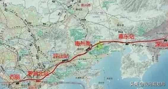 厦门至深圳高铁，时速达350km/h，由3段高铁所组成