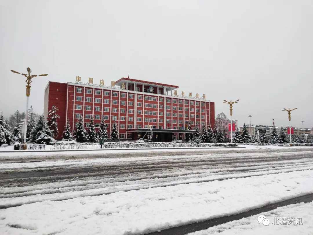 内蒙古根河市满归镇5月下大雪，奉上最美雪景图