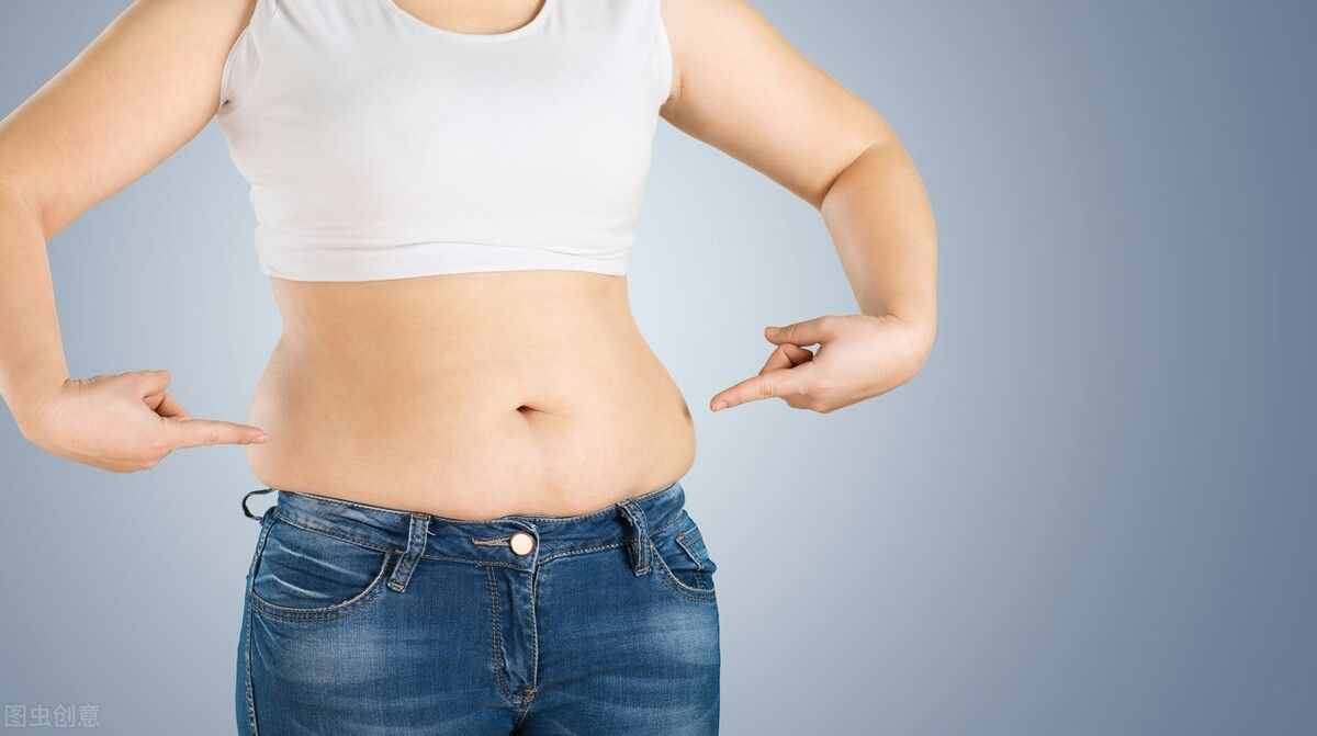 减肥期间如何让自己减掉肚腩，还能够平坦腹部呢？