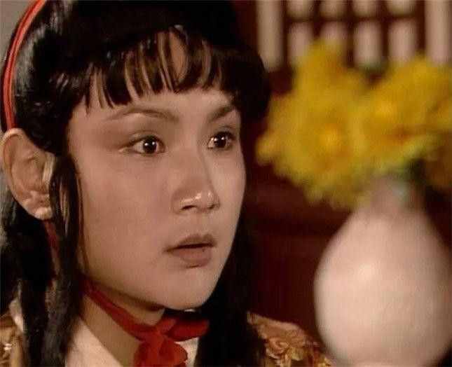 红楼梦：刘姥姥二进荣国府，有四个人对她恨之入骨，至死不愿再见