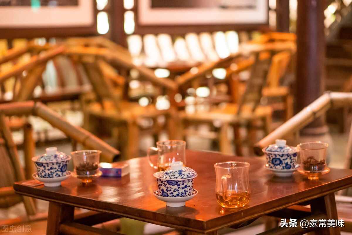 北京大碗茶VS成都盖碗茶，两派茶有何不同？你更喜欢大碗还是盖碗