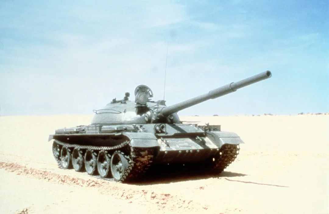 俄罗斯主战坦克T-90是怎样发展起来的？