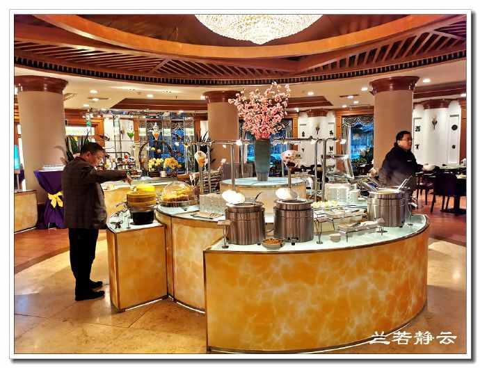 河南郑州的美食与酒店