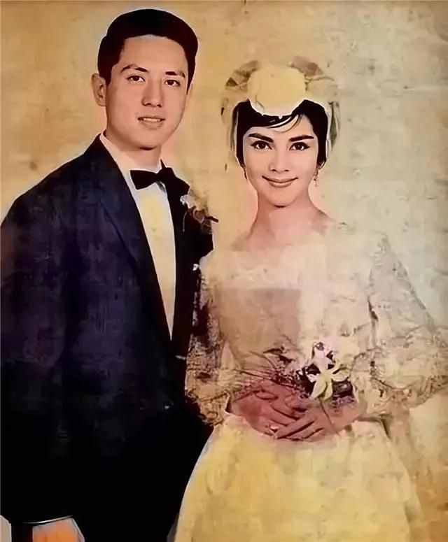 55年前香港老片《审妻》，在内地轰动一时，女主被誉为古典美人
