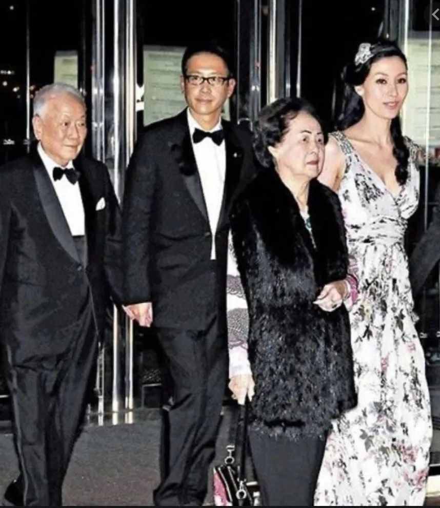 李嘉欣婆婆“许老太”病逝，享年103岁，婆媳二人被曝长期不和