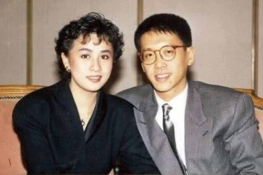 李嘉欣婆婆“许老太”病逝，享年103岁，婆媳二人被曝长期不和