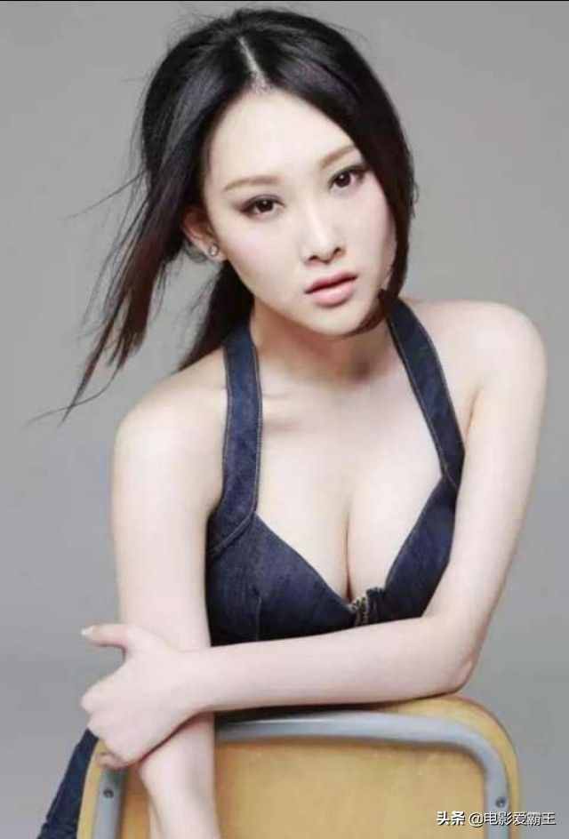 曾获CCTV电视模特大赛女模冠军 90后女星李昕岳 高清美图搜集