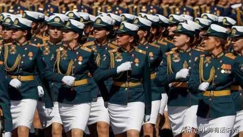 世界各国女兵阅兵风采，巾帼不让须眉，中国女兵表现夺目