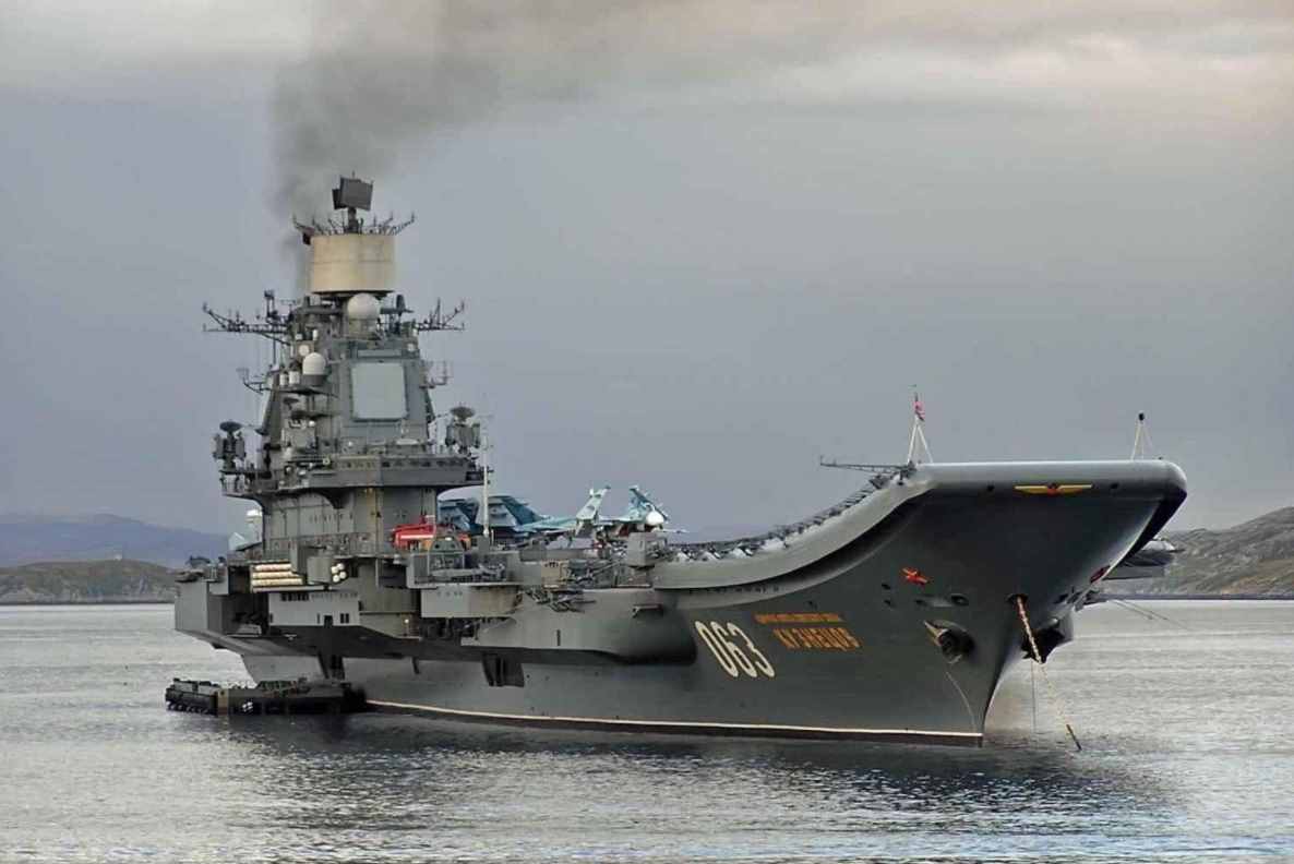 俄罗斯熬出头了！要一口气造三艘航母，补全海军短板