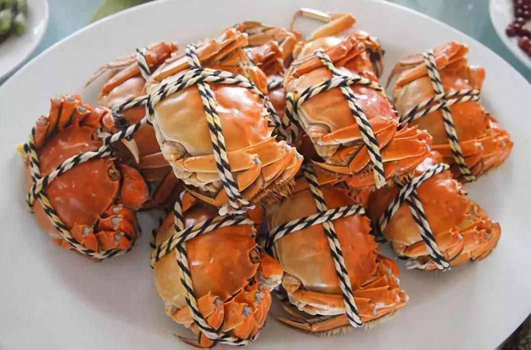 这才是蒸螃蟹的正确做法，牢记4个步骤，肉质鲜美，蟹黄一滴不漏