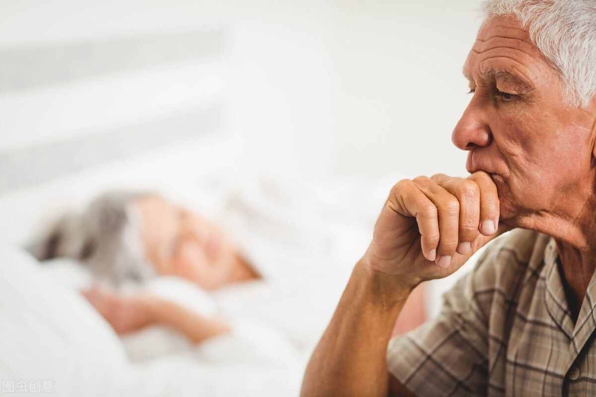 为啥上了年纪的女人容易患老年性阴道炎？想要预防，这5事要做好