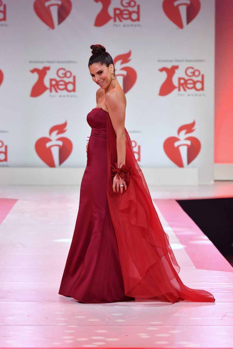 罗斯琳·桑切斯Roselyn Sanchez在纽约市参加2020红色女装活动