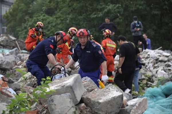 上海地震怎么办？普陀区16家单位进行防灾减灾联合演练……