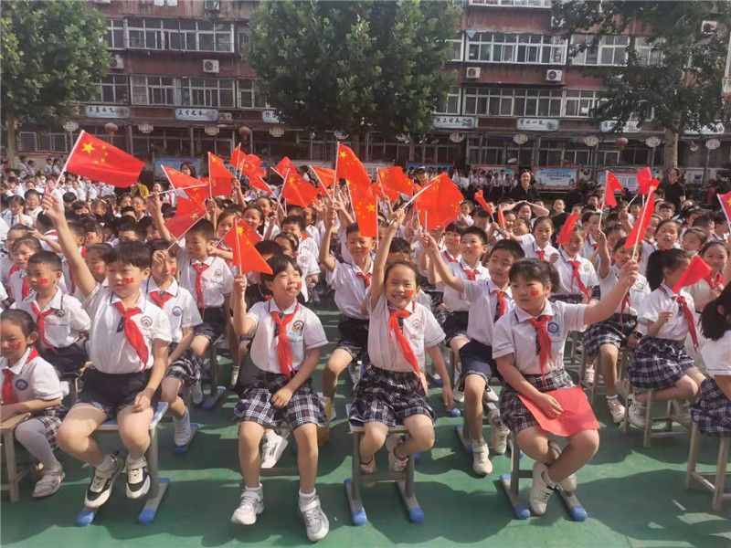 邯郸邯山区：胜利街小学举办“童心向党，礼赞祖国”红歌联唱