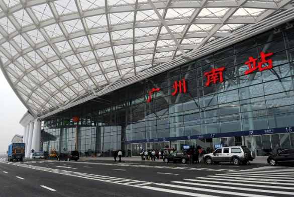 中国十大最大的火车站，第一名你猜到了吗？