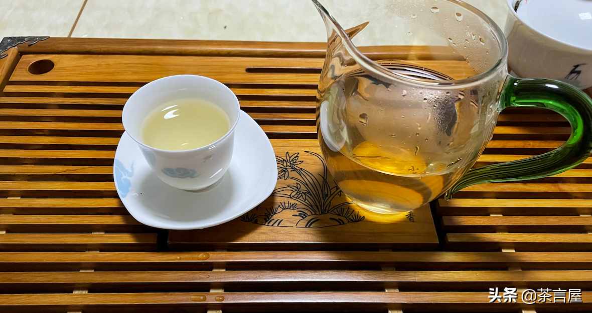 如何区分普洱生茶和熟茶，教你怎样泡出一壶香醇的普洱茶