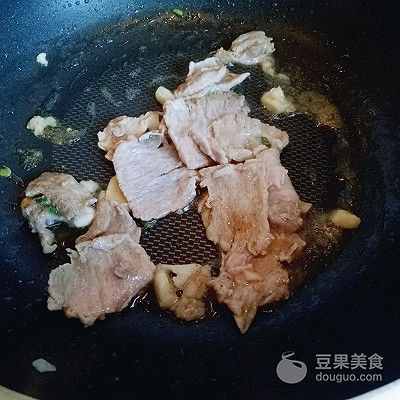 西葫芦炒肉片的做法
