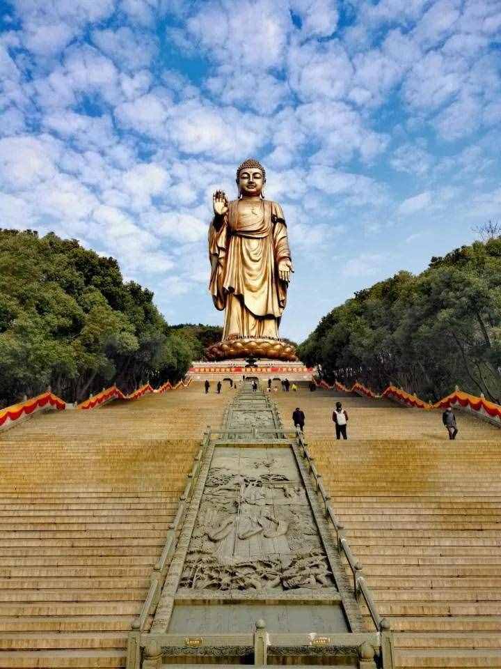 灵山大佛一一世界最高的青铜立佛