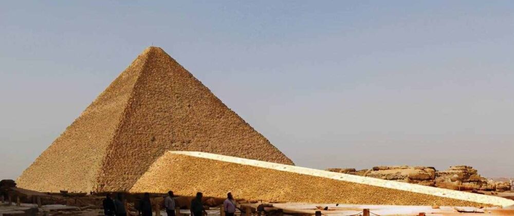 金字塔是如何建造的？以现有技术，建一个胡夫金字塔要多少钱？