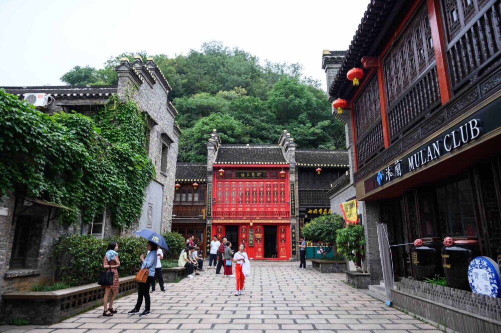 镇江为何被称为“国家历史文化名城”？走一走西津渡，你就明白了