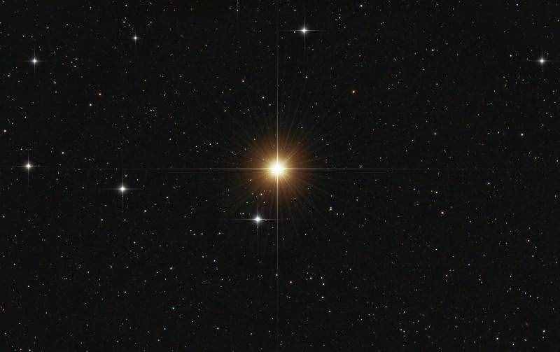 决定恒星表观亮度的因素，以及夜空中最亮的10颗恒星