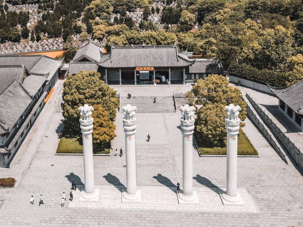 宁波小众景点阿育王寺，没有任何商业气息，只有干净纯粹的信仰