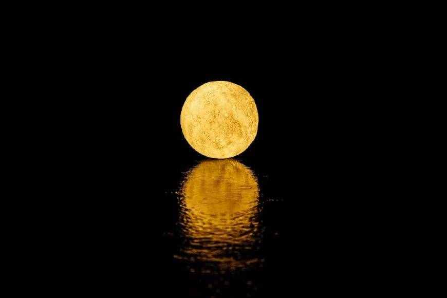 十首中秋诗词：今夜望月，你在思念谁？