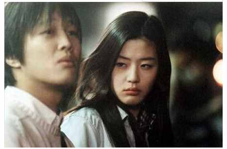 有哪些好看的韩国青春爱情类型的电影？