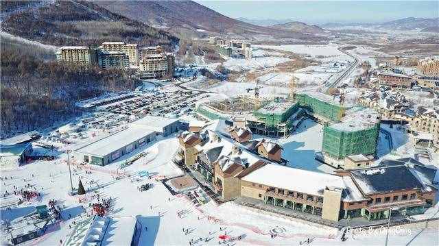 冬季国内几个最佳滑雪胜地，东北的好还是新疆的雪质好？