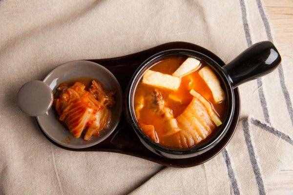 韩国经典泡菜汤的做法步骤