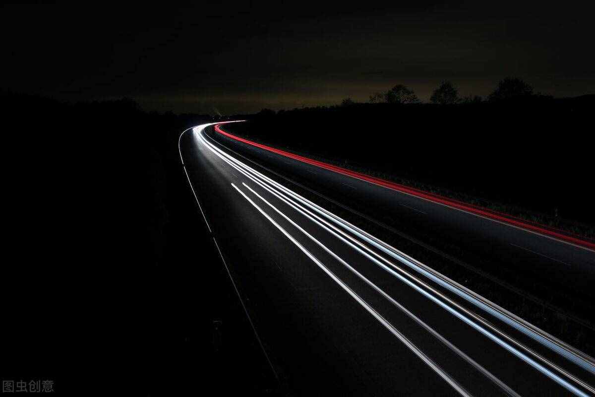 光速为什么是光速，超光速为什么不可行？