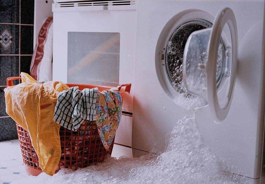 全自动洗衣机使用时注意这三种设置，这个月水费又能省下一半