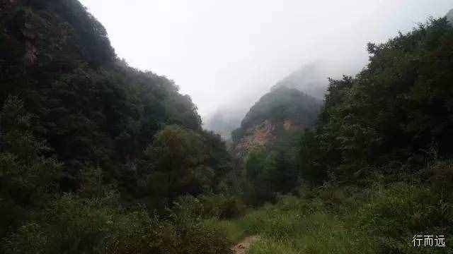 另类路线游平山猪圈沟，穿越东沙岭-西大地，免费玩景点感觉很好