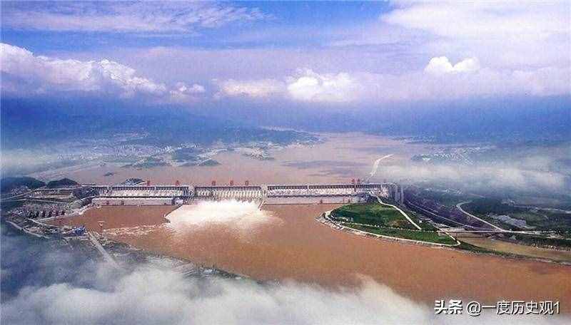 三峡大坝有哪些作用？为什么汛期在还要疯狂泄洪？