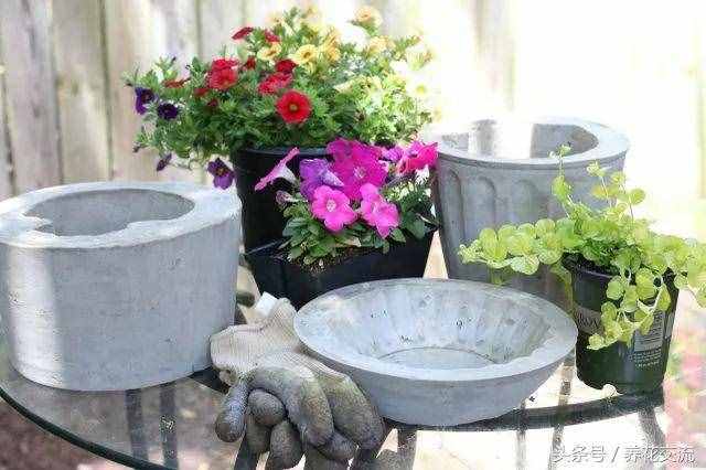 用塑料盆制作的混凝土花盆，用来养花不要太好看了