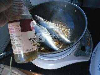 烧沙丁鱼的做法