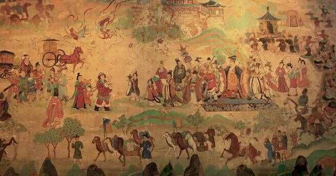 张骞凿空西域开辟丝绸之路，为中西方物质文化发展建立了不世之功