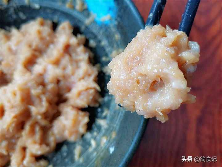 在家做菜，怎样正确使用料酒？