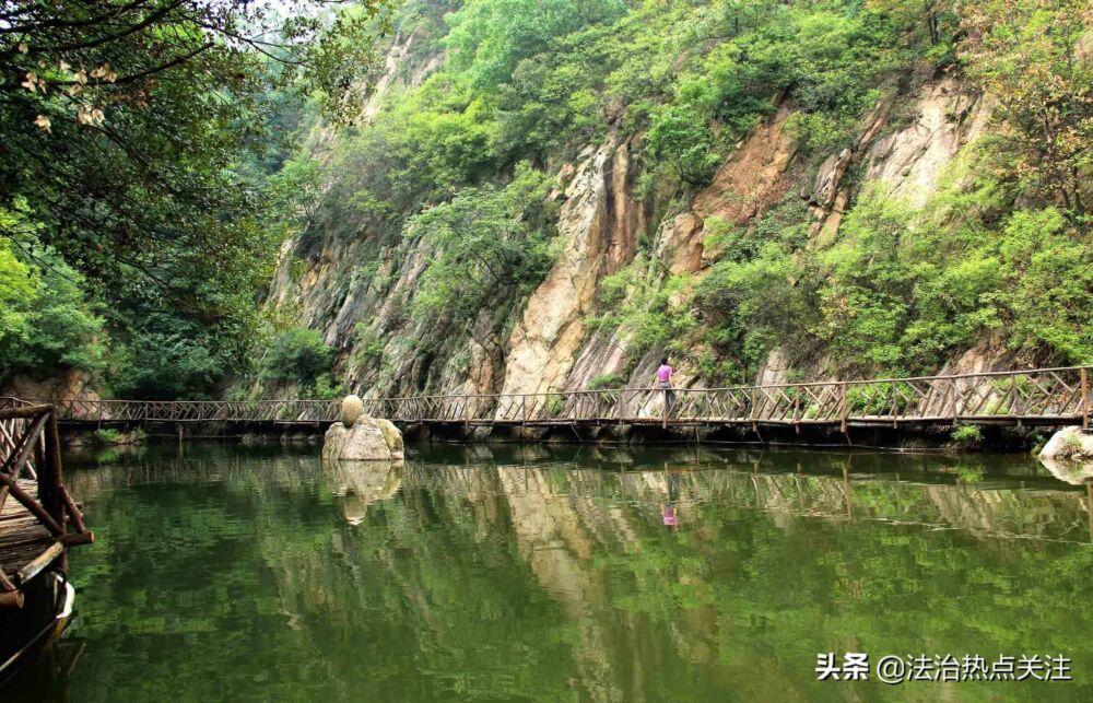 河南鲁山 景色妖娆的画眉谷