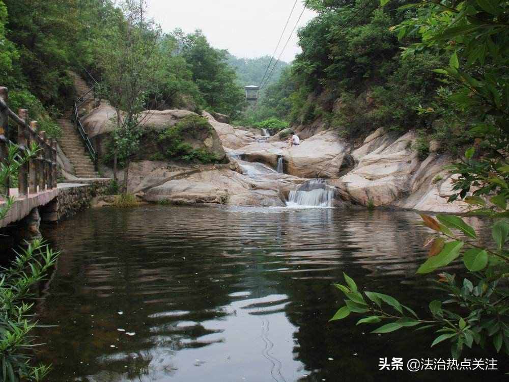 河南鲁山 景色妖娆的画眉谷