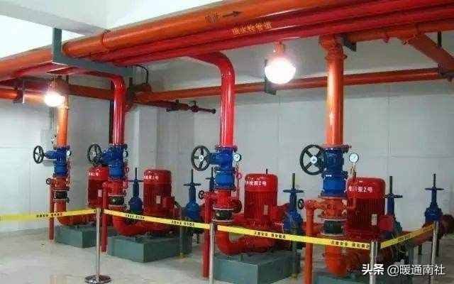 消防水泵、高位消防水箱、稳压泵、消防水泵房的相关规定
